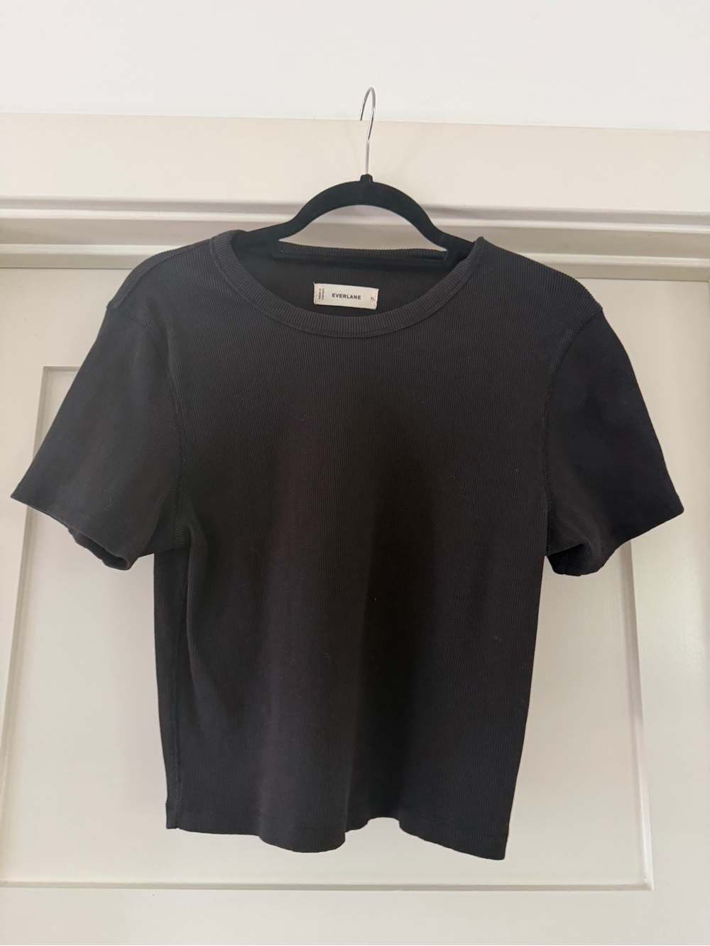 Everlane Charcoal Ribbed Crewneck Tee